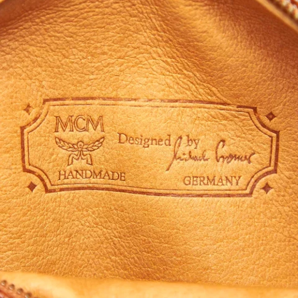 MCM Pre-owned Fabric crossbody-bags Brown Dames