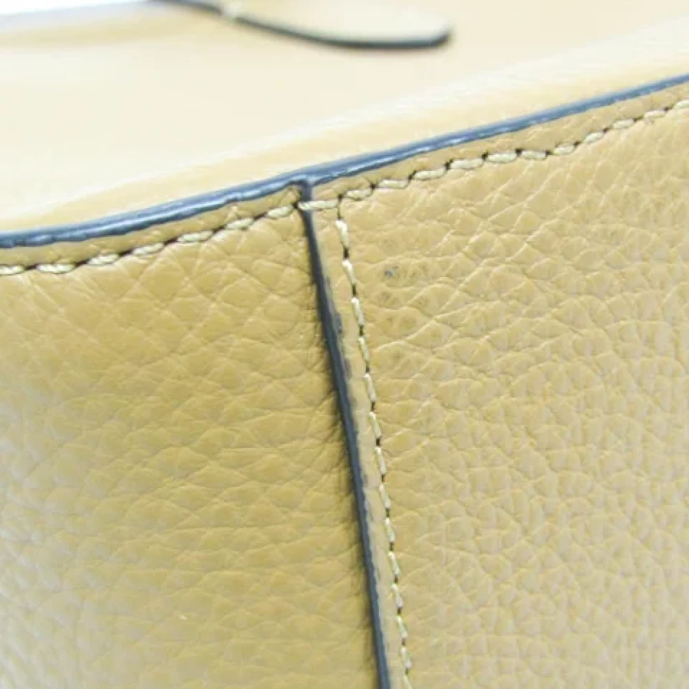Coach Pre-owned Leather handbags Brown Dames