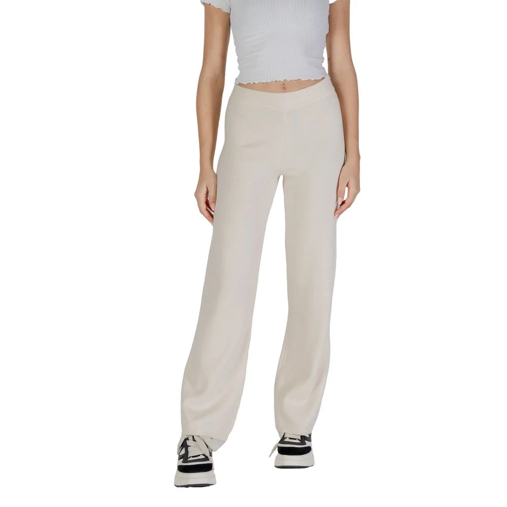 Vero Moda Women's Cream Viscose Jeans & Pants