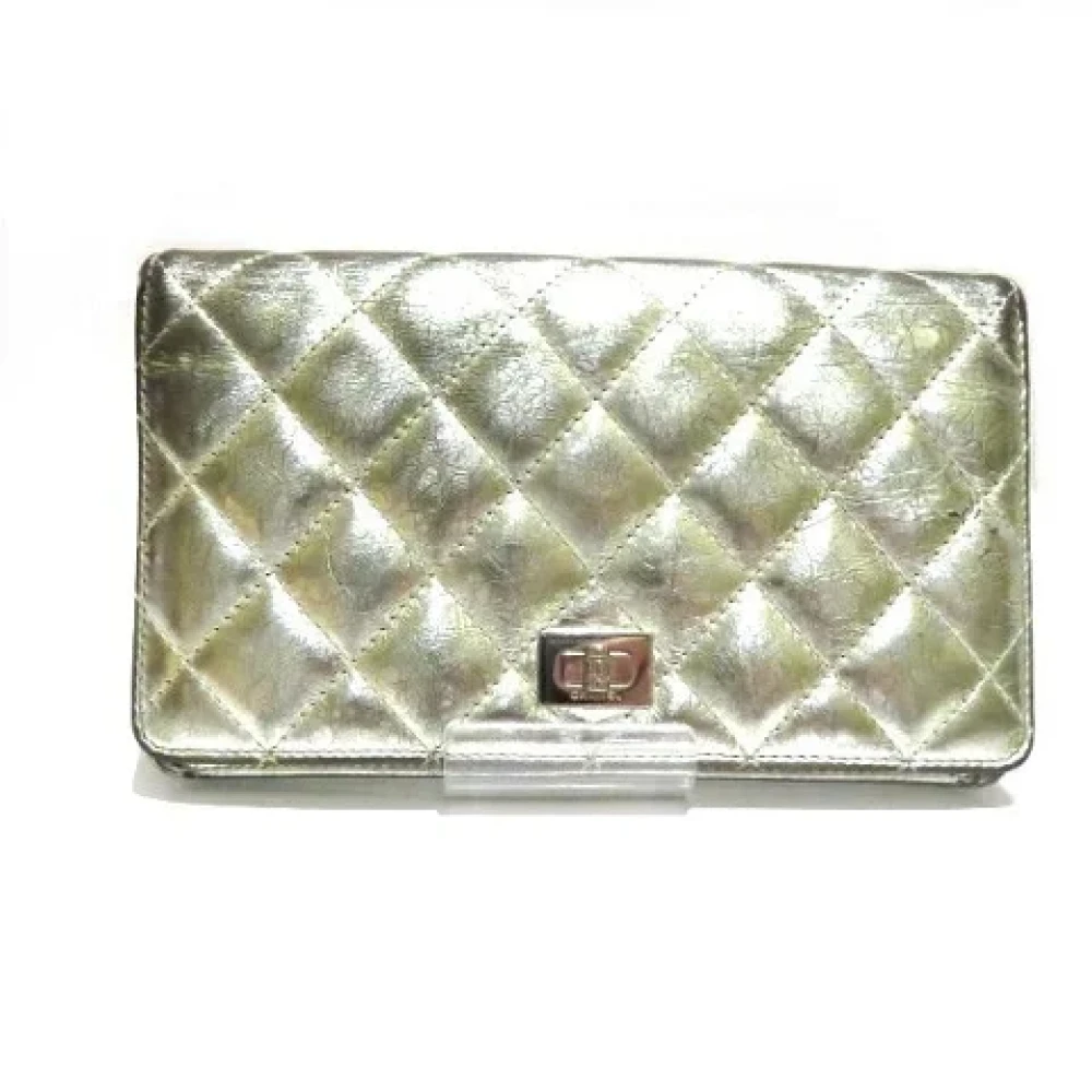 Chanel Vintage Pre-owned Leather wallets Gray Dames