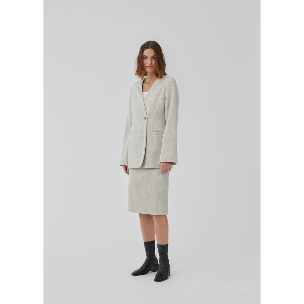 Modström Asymmetrische knoop blazer met split Beige Dames