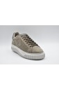 chaussures-plates-beige-a-lacets