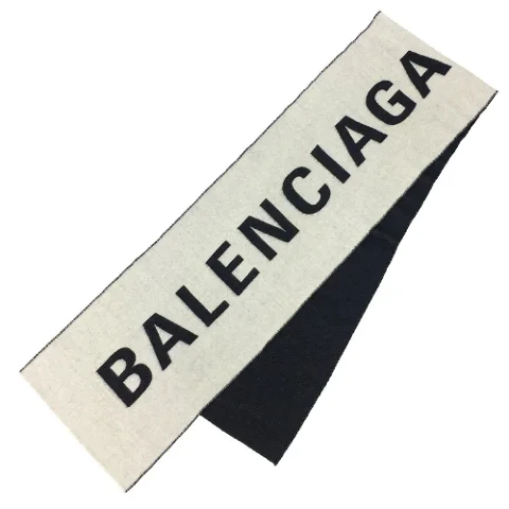 Balenciaga Vintage Pre-owned Wool scarves White Dames