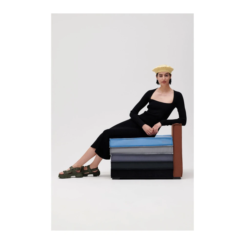 Ganni Zwarte Gebreide Midi Jurk Black Dames