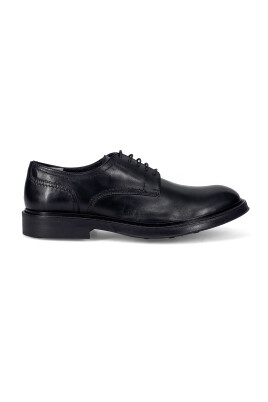 classic-black-flat-shoes