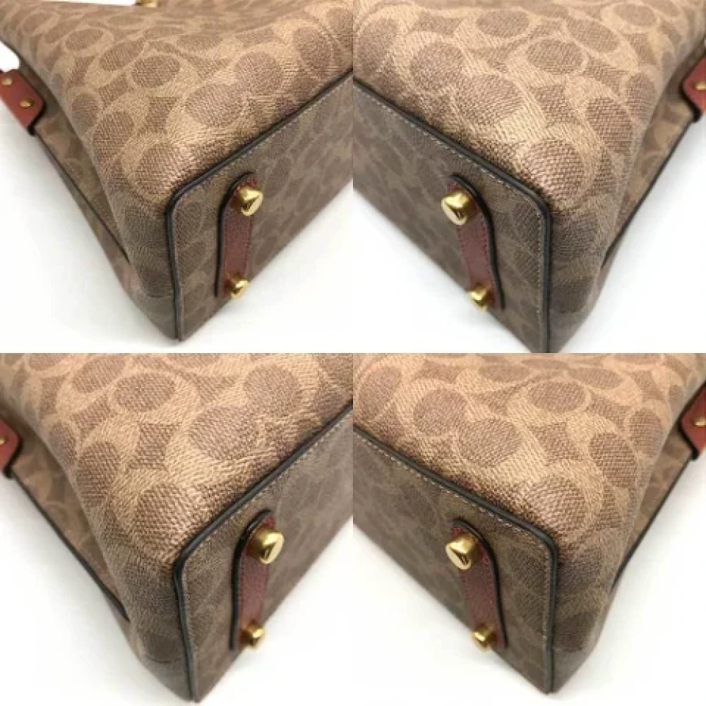 Coach Pre-owned Plastic shoulder-bags Brown Dames