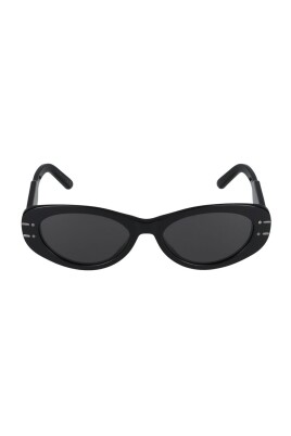signature-woman-sunglasses