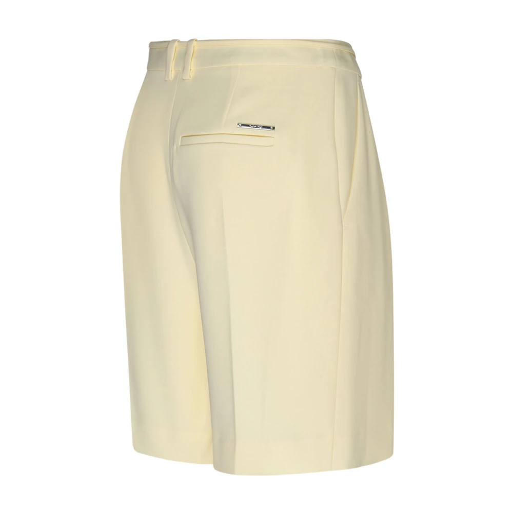Calvin Klein Gele Twill Shorts met Plooidetail Beige Dames