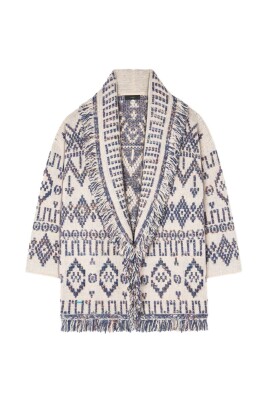 white-sweater-with-unique-design