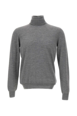 turtleneck-ribbed-sweater