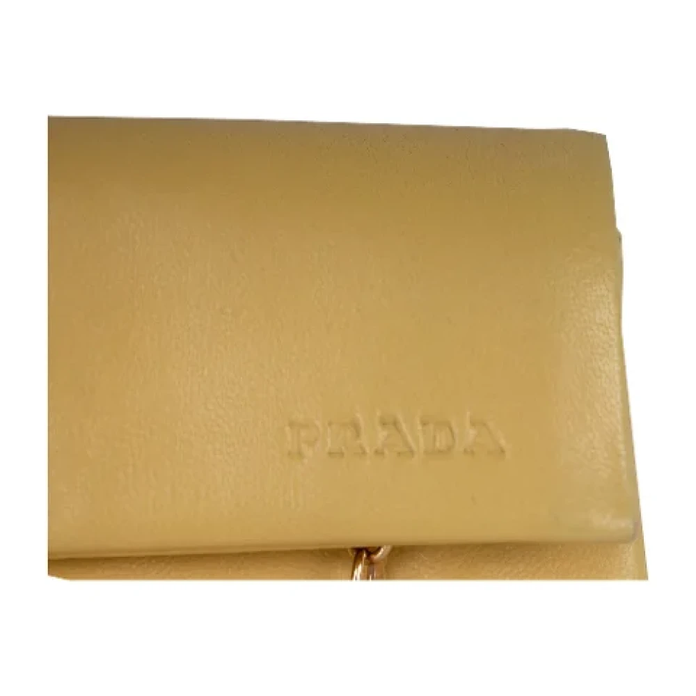 Prada Vintage Pre-owned Leather wallets Yellow Dames