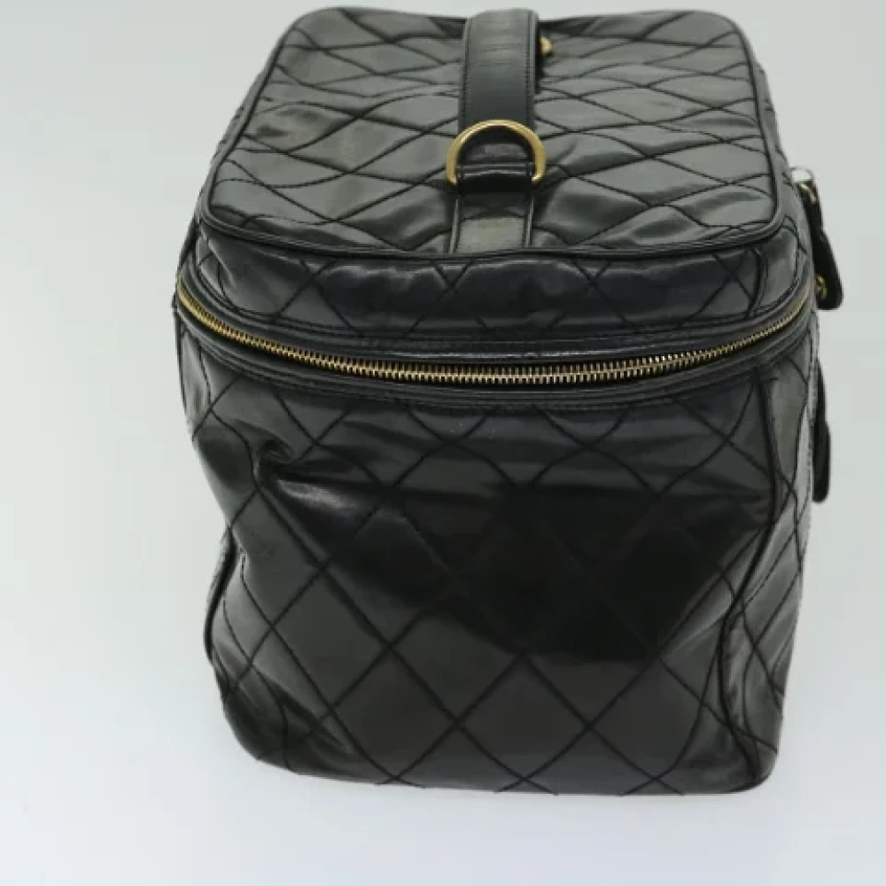 Chanel Vintage Pre-owned Leather pouches Black Dames