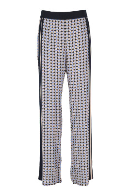 pantalon-noir-avec-style-001