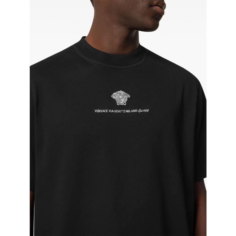 Versace Zwarte T-shirt voor Mannen Stijlvol Black Heren