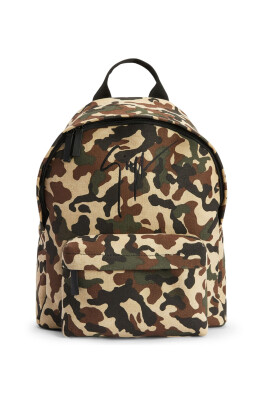 camouflage-logo-backpack