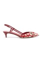 escarpins-rouges-en-cuir-a-bout-pointu