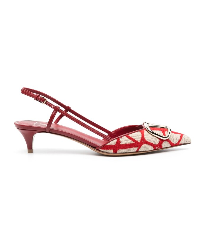 escarpins-rouges-en-cuir-a-bout-pointu