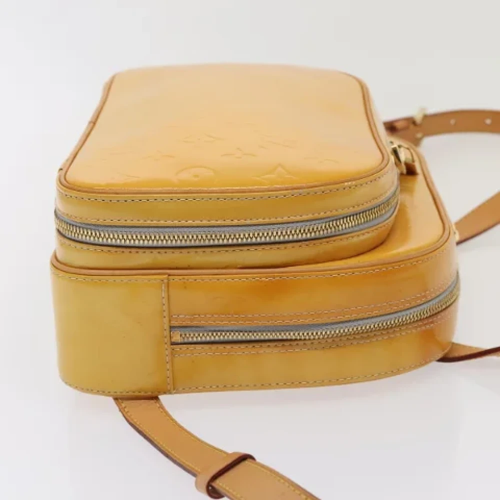 Louis Vuitton Vintage Pre-owned Leather backpacks Yellow Dames