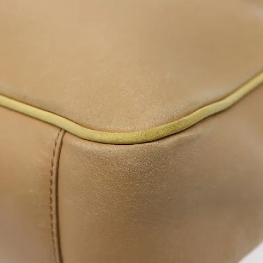 Givenchy Pre-owned Leather handbags Beige Dames