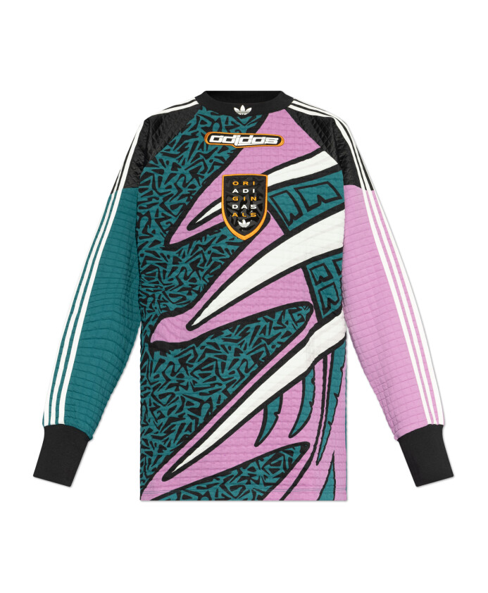 sweatshirt-avec-un-patch