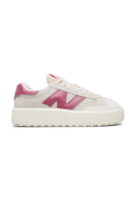beige-sneakers-in-viola-style