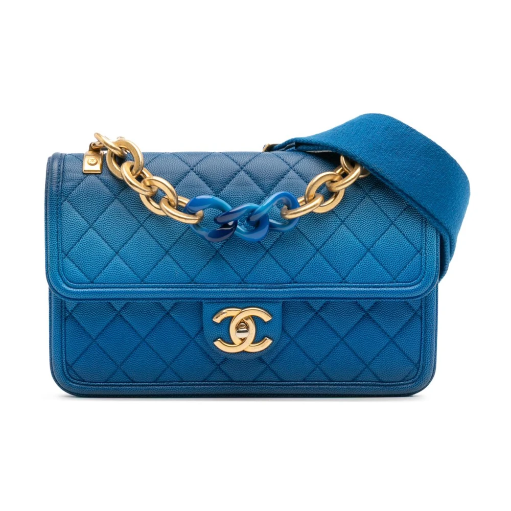 Chanel Vintage Women's Blue Pre-Owned Quilted Flap Bag