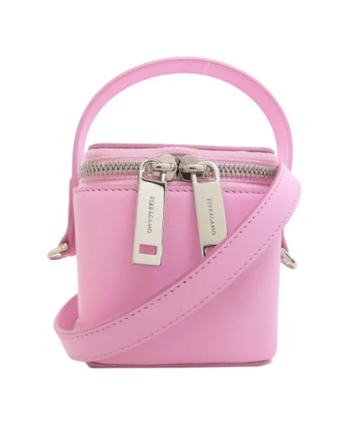 pre-owned-cuir-sacs-main
