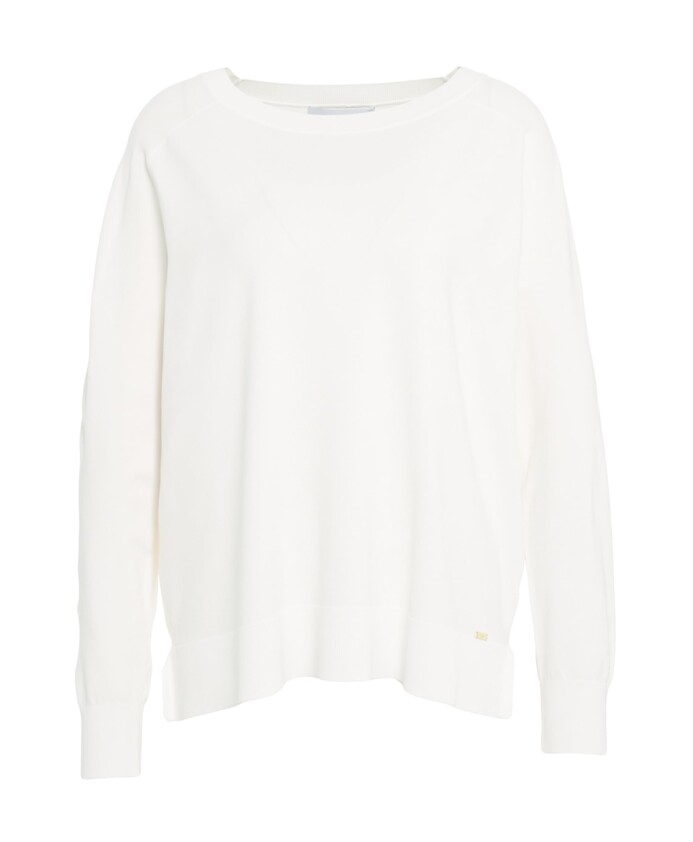 witte-gebreide-trui-met-raglanmouwen