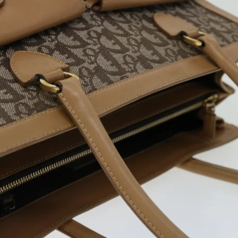 Dior Vintage Pre-owned Canvas handbags Beige Dames