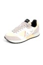 chaussures-de-course-blanches-uncle-jaki