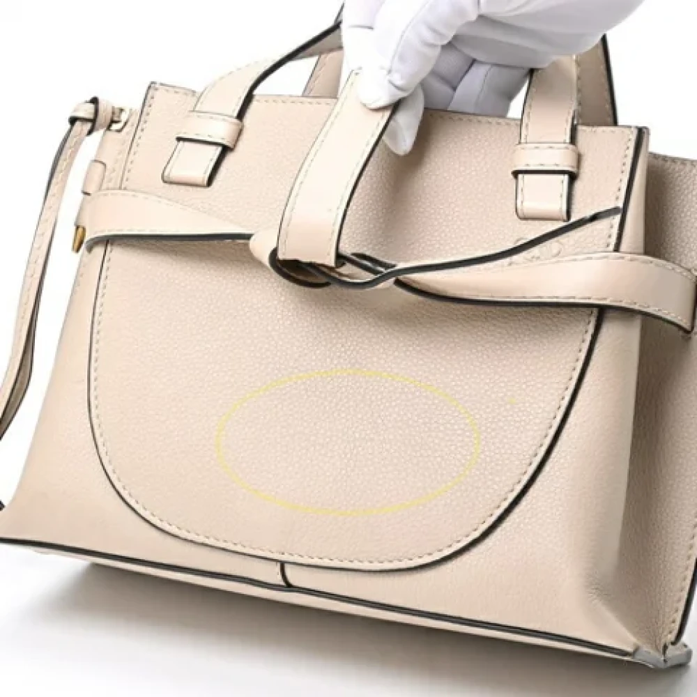 Loewe Pre-owned Leather handbags Beige Dames