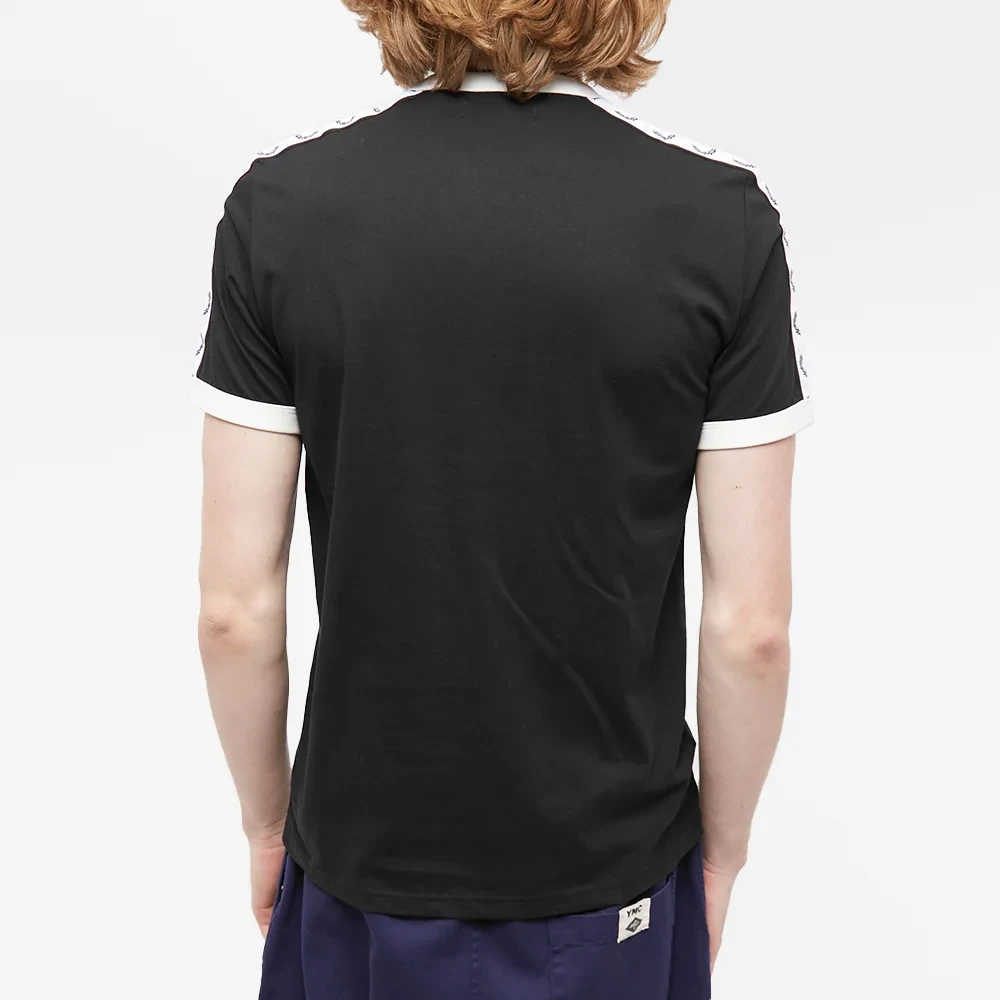 Fred Perry Taped Ringer T-Shirt met Laurel Crown Mouw Detail Black Heren