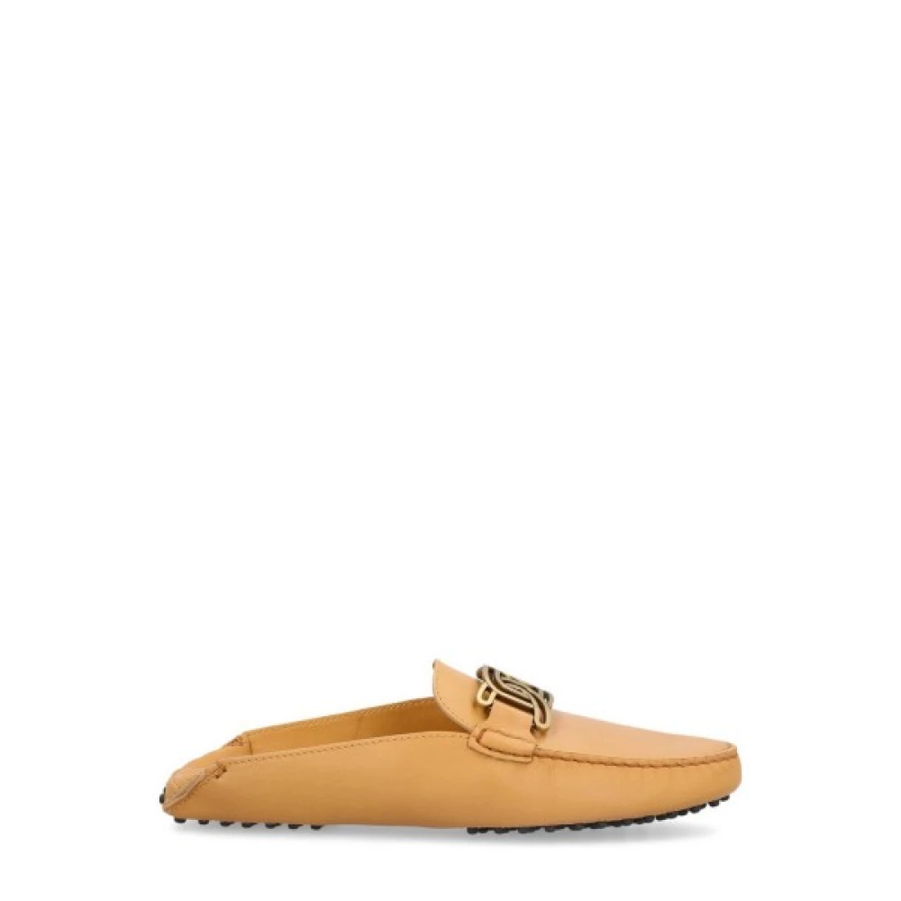 Tod's, Skor, Dam, 38 1/2 EU, Läder, Beige Platta Skor med Präglad Bricka och Metallkedja