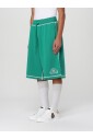 shorts-verts-avec-details-contrastants