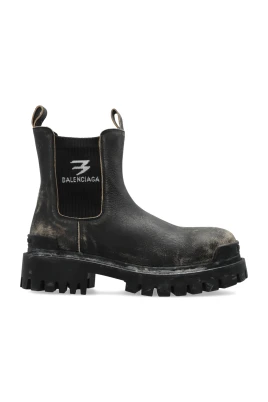 Strike Chelsea Boots
