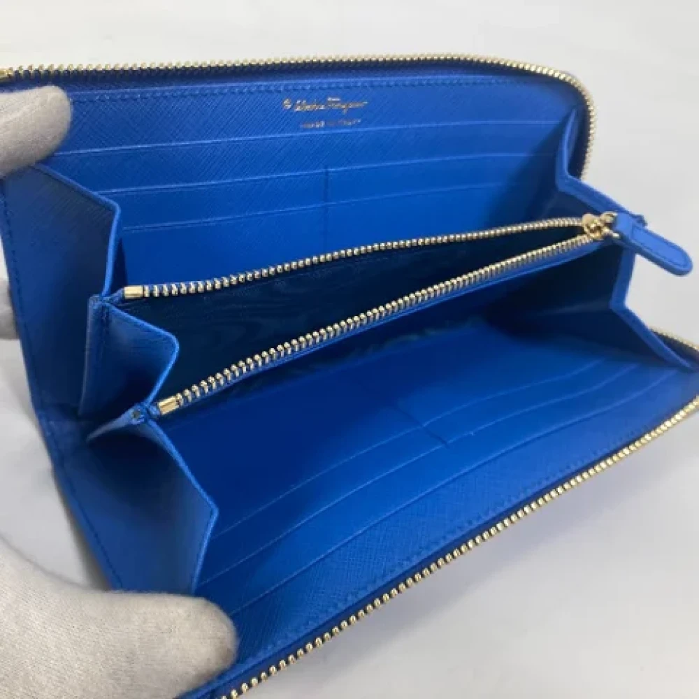 Salvatore Ferragamo Pre-owned Leather wallets Blue Dames