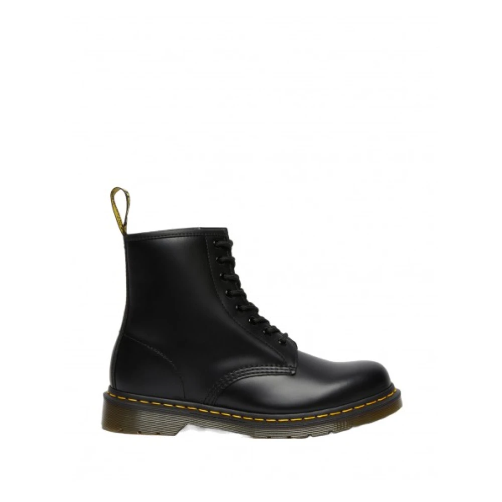 Dr. Martens Klassiska släta läderstövlar Black, Herr