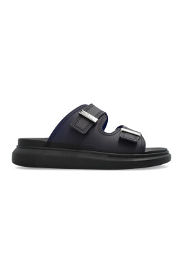 rubber-flip-flops