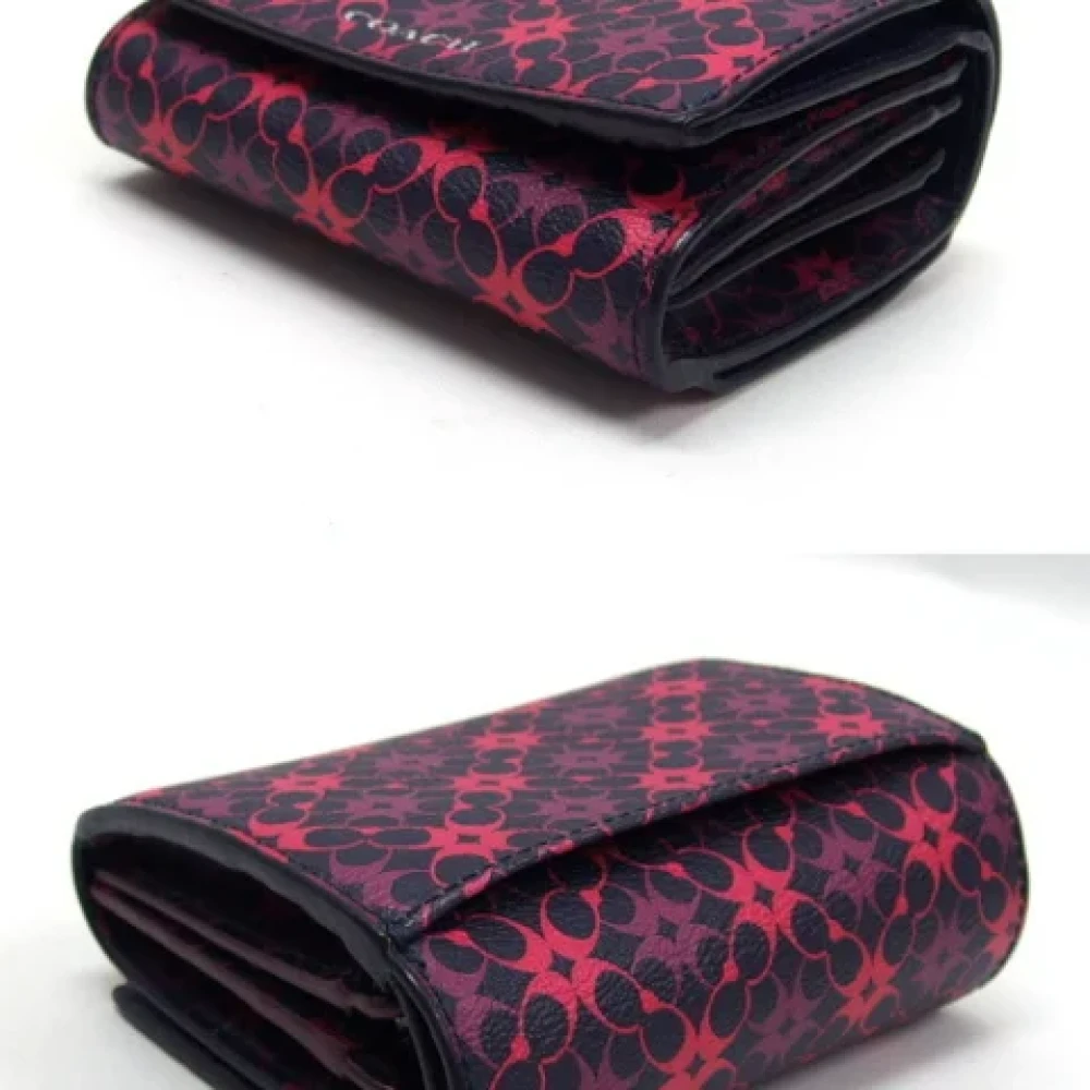 Coach Pre-owned Canvas wallets Black Dames