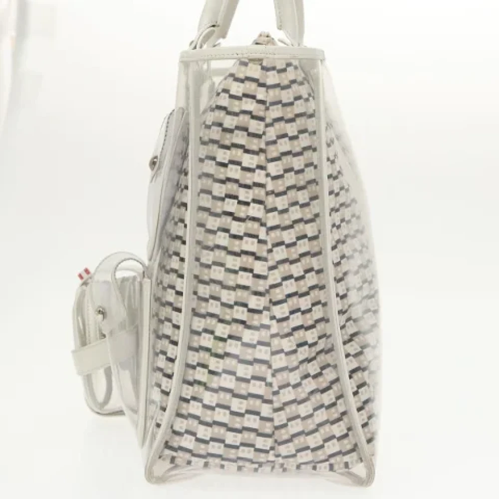 Bally Pre-owned Canvas handbags Gray Dames