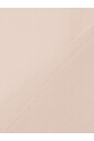 beige-zijden-sjaal-elegant-chic-accessoire