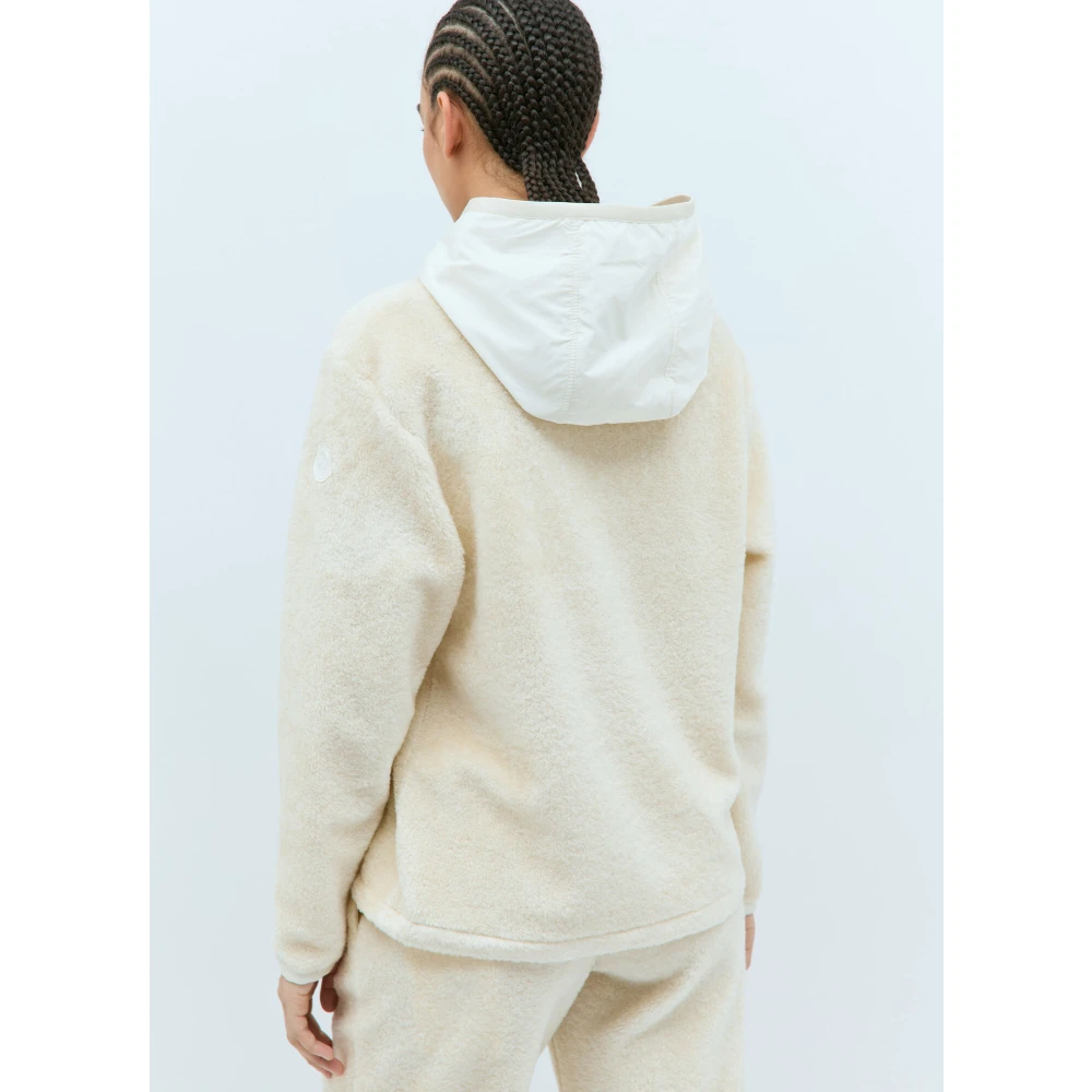Moncler Teddy Hoodie met Logo Patch Beige Dames