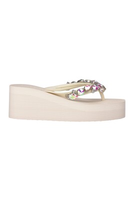 jeweled-flip-flops