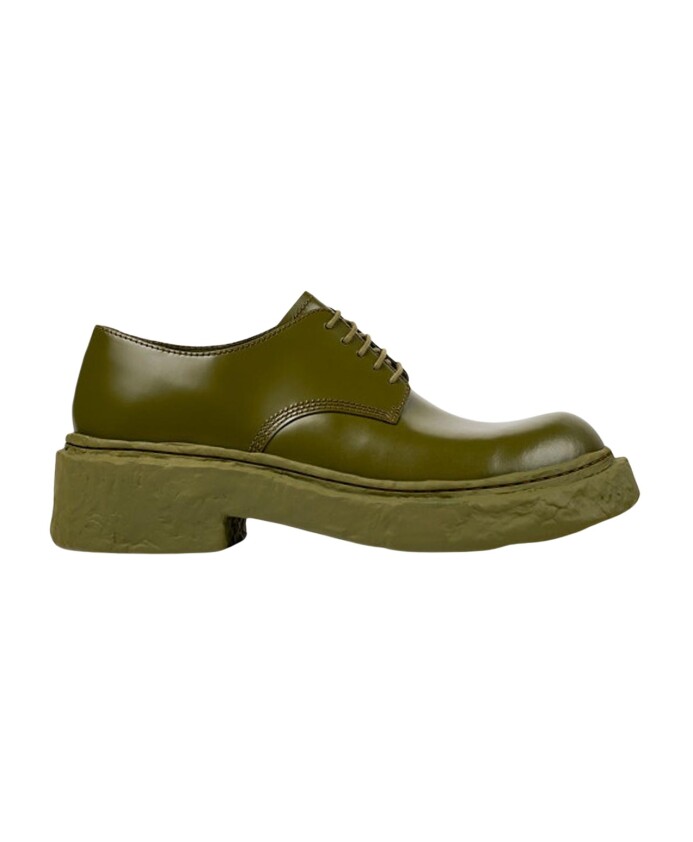 chaussures-brogue-vertes-semelle-epaisse