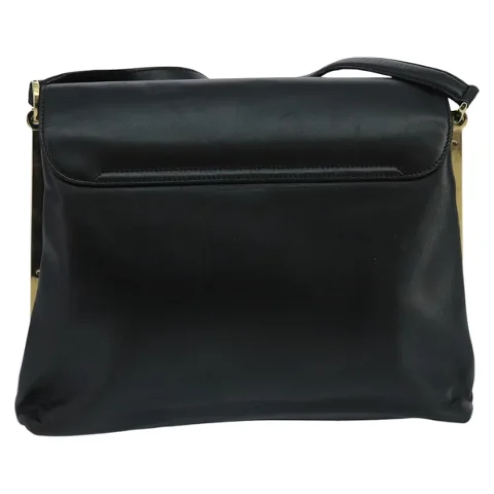 Salvatore Ferragamo Pre-owned Leather shoulder-bags Black Dames