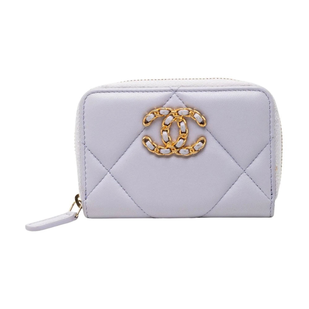 Chanel Vintage Women's Purple Pre-Owned Quilted Coin Purse