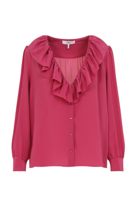 red-silk-shirt-elegant-style