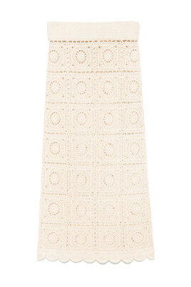cream-skirt-kahlo-style