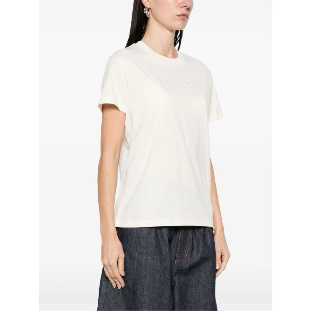 Moncler Beige T-shirts en Polos met Logo Patch Beige Dames