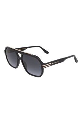 bold-and-creative-sunglasses-model